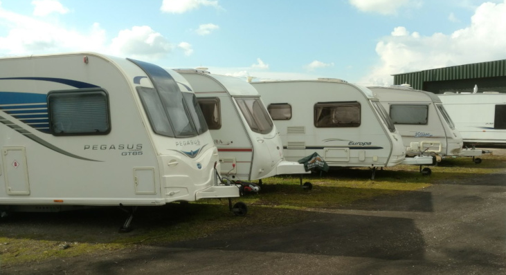 Caravan & motorhone storage at Norwood Farm, Mansfield